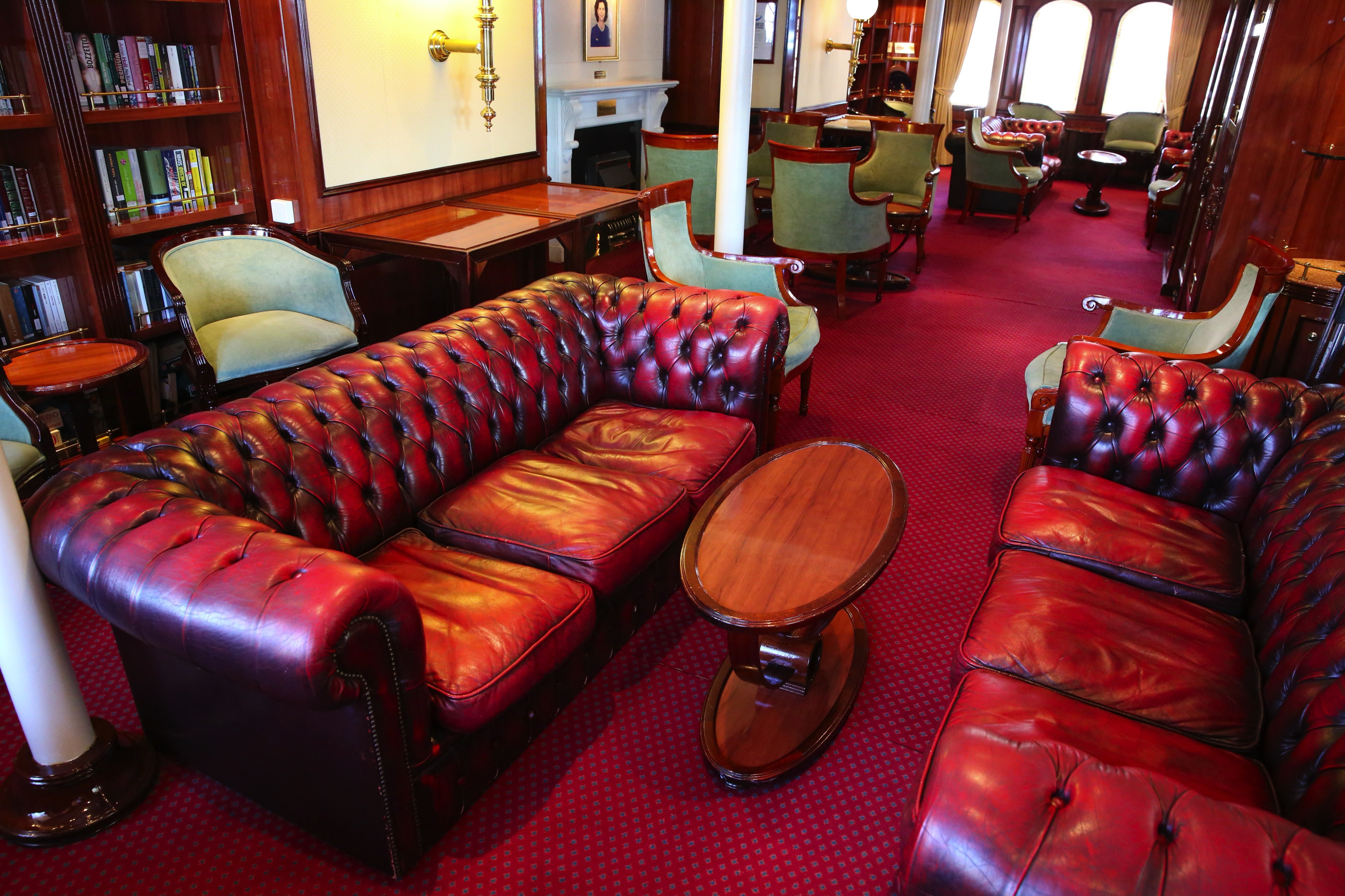 Royal Clipper - Library